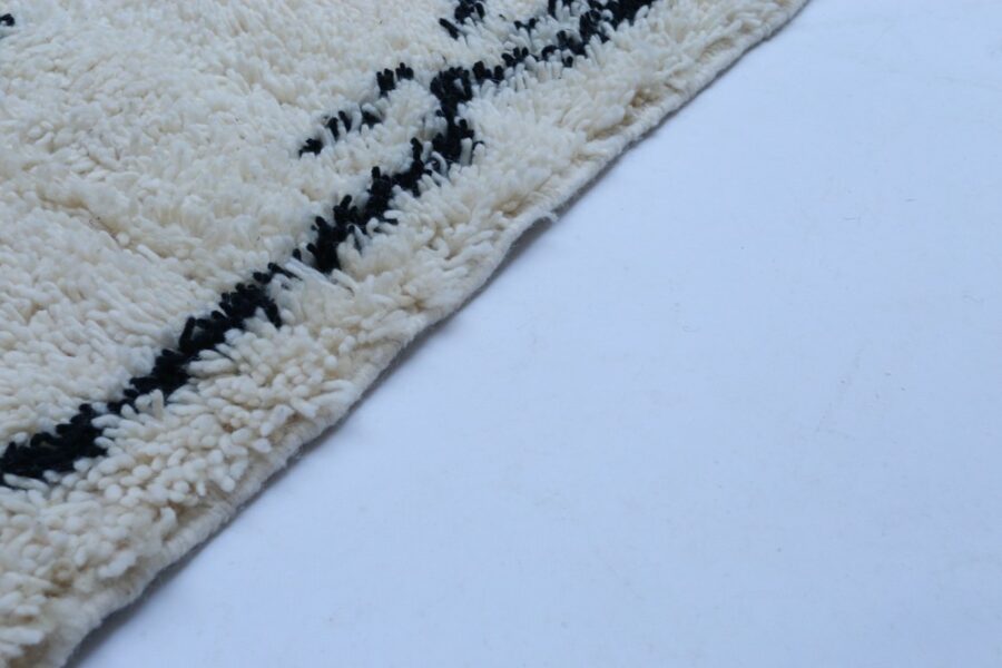 "Handcrafted Beni Ourain Moroccan Wool Rug with Minimalist Tribal Patterns"